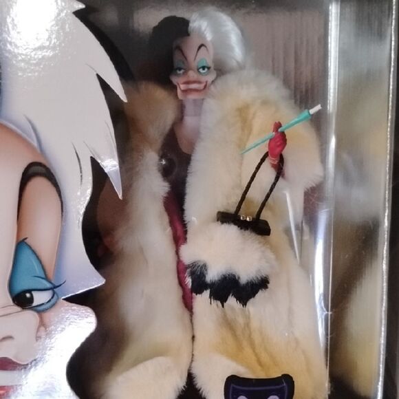 Disney Villains Cruella De Vil Plush Set - Vintage Collection - Picture 2 of 6